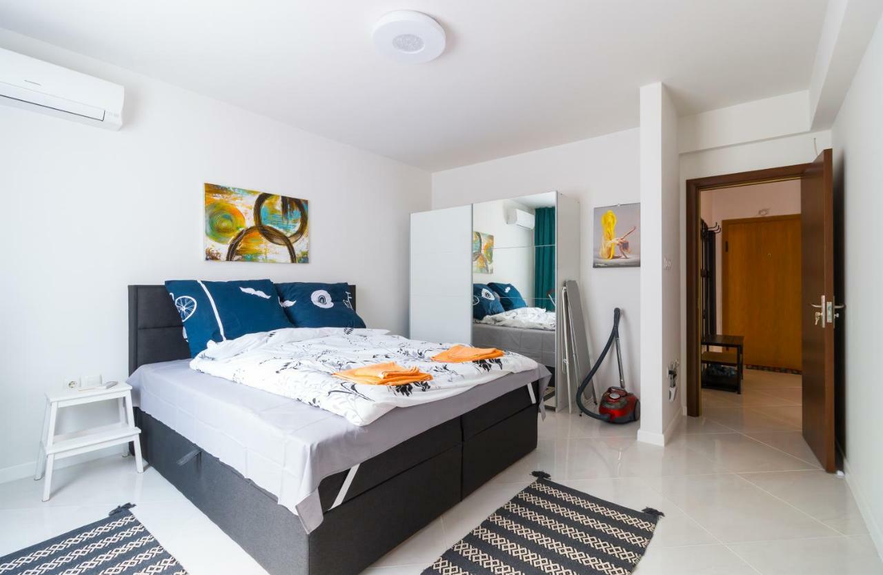 Pop Your Colors - Funky And Modern 1Bdr Apt By Flat Mаnager Plovdiv Bagian luar foto